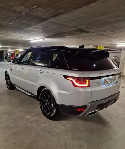 Land Rover Range Rover Sport 3.0 SDV6 SE Dynamic — SUV Premium Robuste, Entretien Impeccable — détail