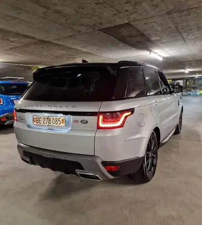 Land Rover Range Rover Sport 3.0 SDV6 SE Dynamic — SUV Premium Robuste, Entretien Impeccable — Miniature 8