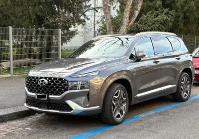 Hyundai Santa Fe 1.6 T-GDi HEV Vertex 4WD — SUV 7 places hybride, 73 000 km — Außenansicht