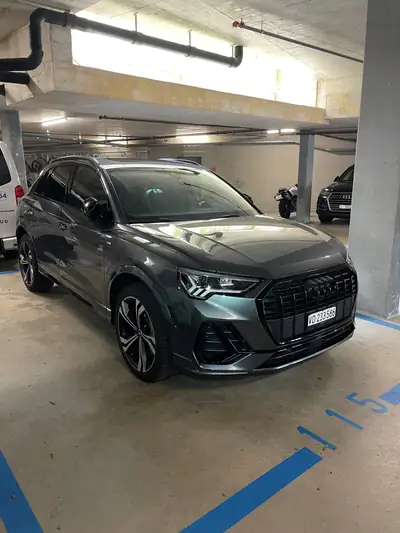 Audi Q3 45 TFSI e S line — SUV hybride rechargeable, 38'000 km seulement — interni
