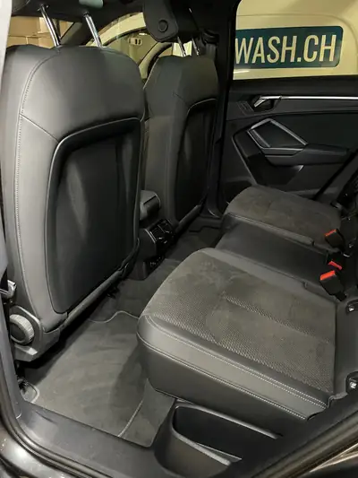 Audi Q3 45 TFSI e S line — SUV hybride rechargeable, 38'000 km seulement — Miniatura 11