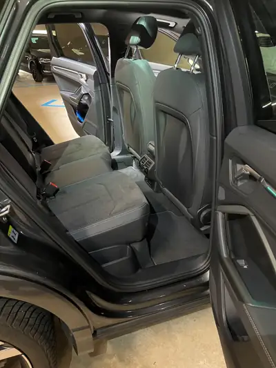 Audi Q3 45 TFSI e S line — SUV hybride rechargeable, 38'000 km seulement — Miniatura 12