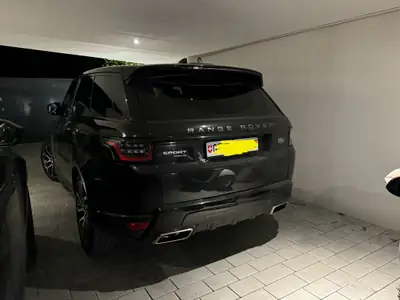 Land Rover Range Rover Sport P400e — SUV hybride rechargeable, 11'000 km seulement — tableau de bord