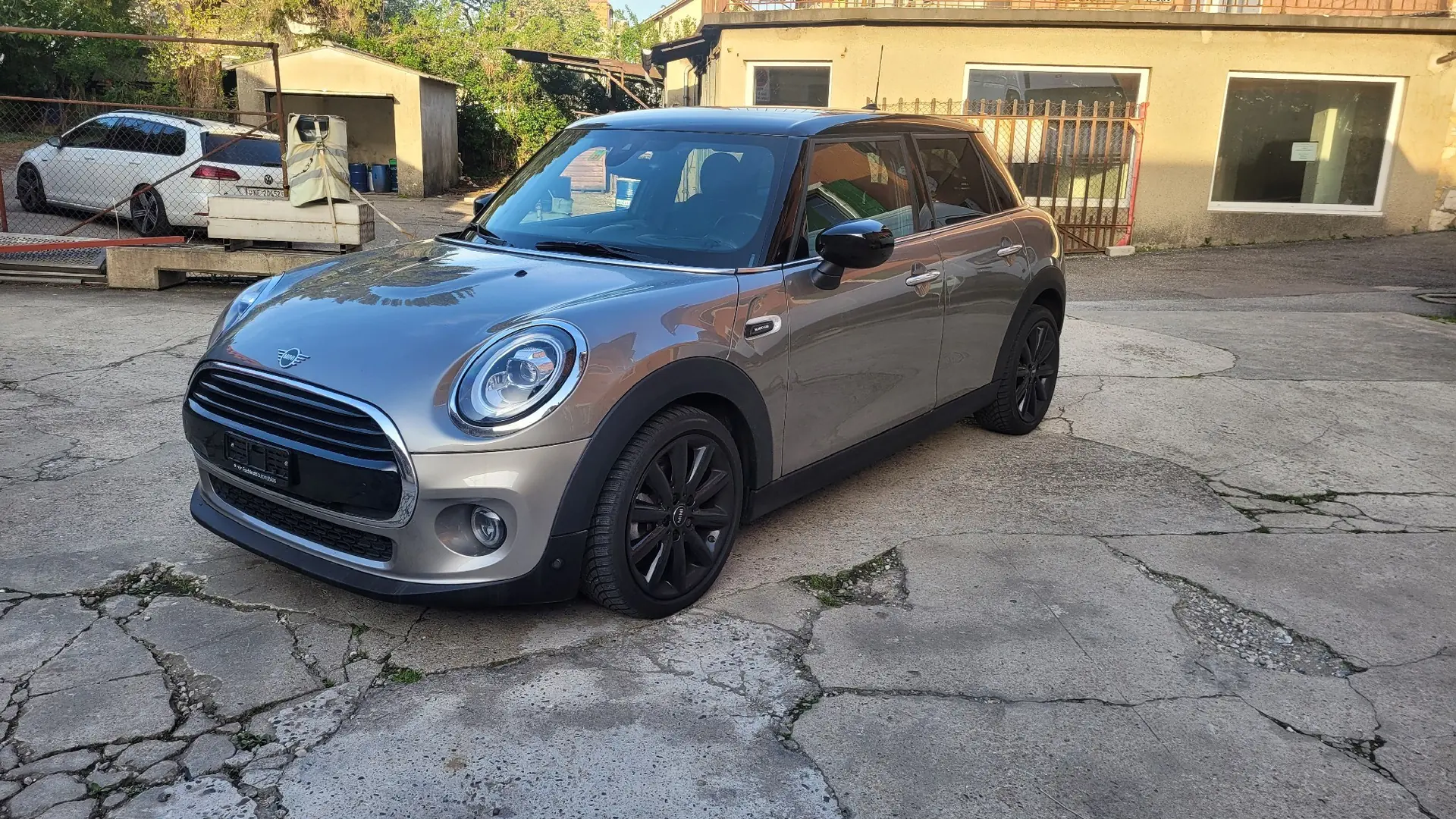 MINI Cooper Steptronic DKG — Citadine dynamique, 42'000 km seulement