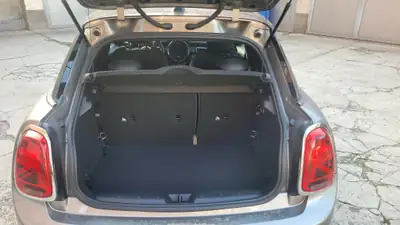 MINI Cooper Steptronic DKG — Citadine dynamique, 42'000 km seulement — Heckansicht
