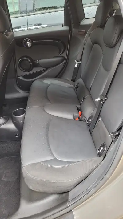 MINI Cooper Steptronic DKG — Citadine dynamique, 42'000 km seulement — Miniatur 10