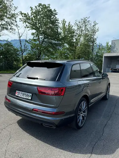 Audi Q7 3.0 TDI Quattro — SUV 7 places robuste, 105'000 km, sans sinistre — interni