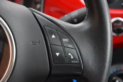 Fiat 500 1.4 16V Lounge Dualogic — Citadine iconique, toit ouvrant, boîte auto — Miniature 10