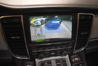 Porsche Panamera 4S — Berline sportive 400 ch, toit panoramique, navigation premium — Miniature 14