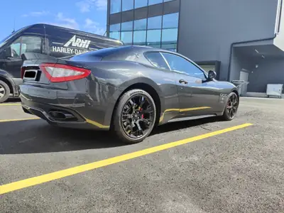 Maserati GranTurismo S Cambiocorsa — V8 4.7L sport, 440 ch, sans sinistre — Seitenansicht