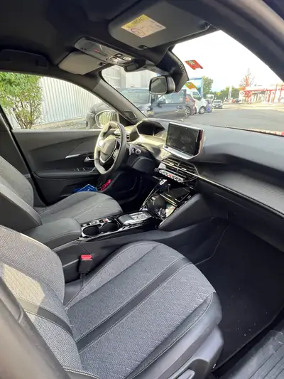Peugeot 2008 1.2 PureTech Allure — SUV urbain économe, 54 000 km, révision à jour — Miniatur 13
