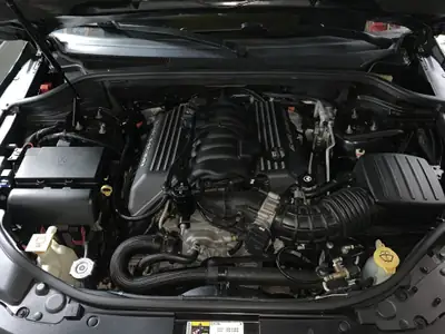 Jeep Grand Cherokee 6.4 V8 HEMI SRT8 — Muscle SUV américain, motorisation extrême — Miniatur 20