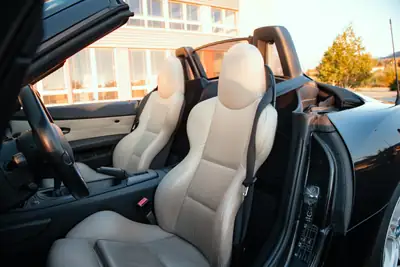 BMW Z4 M Roadster 2006 — Cabriolet sportif haute performance, 343 ch — Armaturenbrett