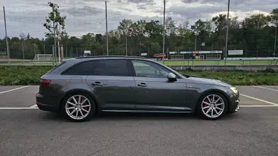 Audi A4 Avant 2.0 TDI Sport Quattro — Break diesel performant, 98'000 km seulement — dettaglio