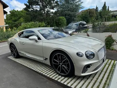 Bentley Continental GT 6.0 W12 — Grand tourer anglais d'exception, 100'000 km — Miniature 8