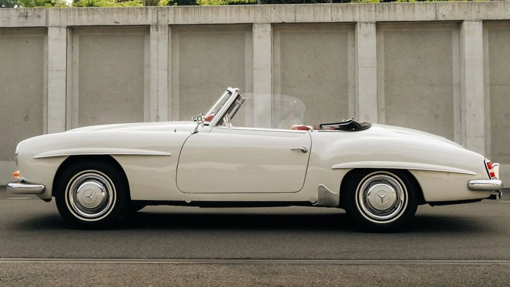 Mercedes-Benz 190 SL 1960 — Chef-d'œuvre cabriolet, seulement 32 250 km — vue extérieure