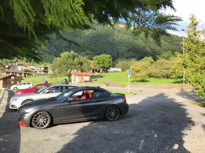 BMW M235i xDrive Coupé — Performance M avec extras carbone et 4 places — Thumbnail 13