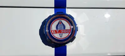 Ford Mustang Shelby 350 GT V8 390CV — Légende américaine cabriolet entièrement restaurée — Miniatur 8