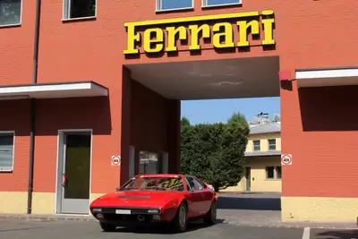 Ferrari 308 Dino GT4 Serie 1 1975 — Légende V8 rare, seulement 1'332 exemplaires produits — cruscotto