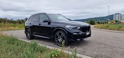 BMW X5 xDrive 48V 30d M Sport — SUV premium diesel hybride, 59 000 km — Innenraum