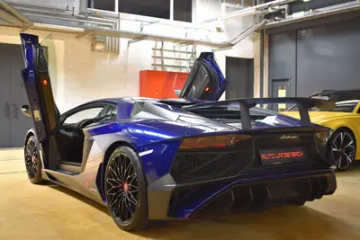 Lamborghini Aventador LP750-4 SuperVeloce Coupé — Supercar légendaire, 751 ch et prestige italien — tableau de bord