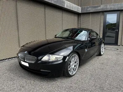 BMW Z4 Coupé 3.0si — Roadster sportif dynamique, entretien frais et MFK valide — fianco