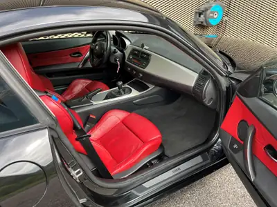 BMW Z4 Coupé 3.0si — Roadster sportif dynamique, entretien frais et MFK valide — Miniatura 7