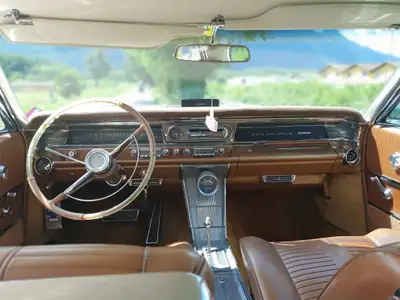 Pontiac Grand Prix 1963 — Muscle car américain d'époque, 307 ch, kilométrage d'exception — Miniature 8