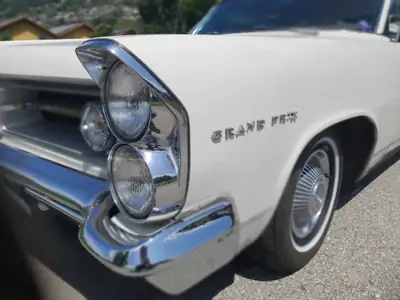 Pontiac Grand Prix 1963 — Muscle car américain d'époque, 307 ch, kilométrage d'exception — Miniature 10