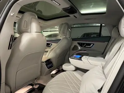 Mercedes-Benz EQS 580 4Matic — Berline électrique premium, 25 500 km seulement — Miniatura 16