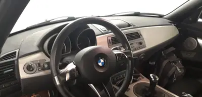 BMW Z4 3.0i Roadster 2005 — Cabriolet sportif iconic, moteur 231 ch, entretien récent — Detail