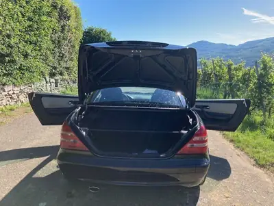 Mercedes-Benz SLK 320 Designo — Cabriolet sportif, 74'000 km, noir métallisé — Seitenansicht