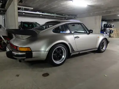 Porsche 911 SC 1982 — Légende des années 80, motorisation 3.0L authentique — fianco