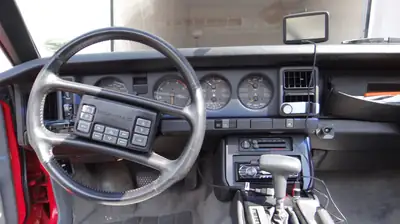 Pontiac Firebird TransAm GTA 1988 — Muscle car américain légendaire, toit Targa amovible — Miniature 18