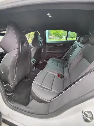 Opel Insignia GSI 260 ch — Berline sportive 4WD, 105'000 km, sans sinistre — Miniatur 8