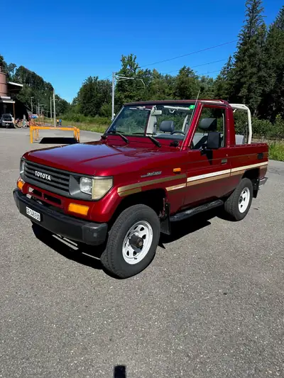 Toyota Land Cruiser Cabriolet 2.4 — Légende 4×4 tout-terrain, 154'000 km — vista posteriore