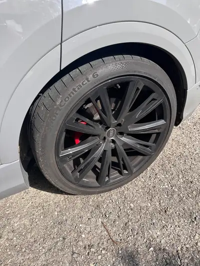 Audi SQ8 TFSI Quattro — SUV haute performance, 53'000 km seulement — Armaturenbrett