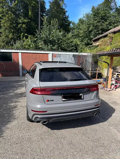 Audi SQ8 TFSI Quattro — SUV haute performance, 53'000 km seulement — Miniatur 10
