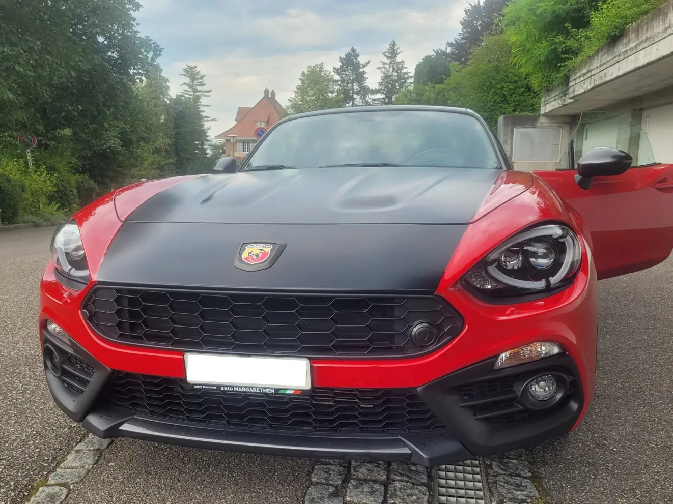 Fiat 124 Spider 1.4 TB Abarth — Cabriolet sportif manuel, entretien récent et faible kilométrage