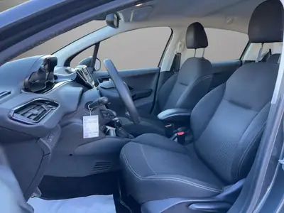Peugeot 208 1.2 PureTech Access — Citadine fiable, faible kilométrage, équipée navigation — Thumbnail 9