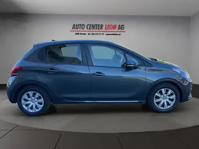 Peugeot 208 1.2 PureTech Access — Citadine fiable, faible kilométrage, équipée navigation — Thumbnail 7