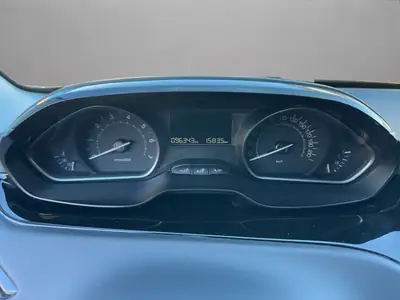 Peugeot 208 1.2 PureTech Access — Citadine fiable, faible kilométrage, équipée navigation — Thumbnail 11