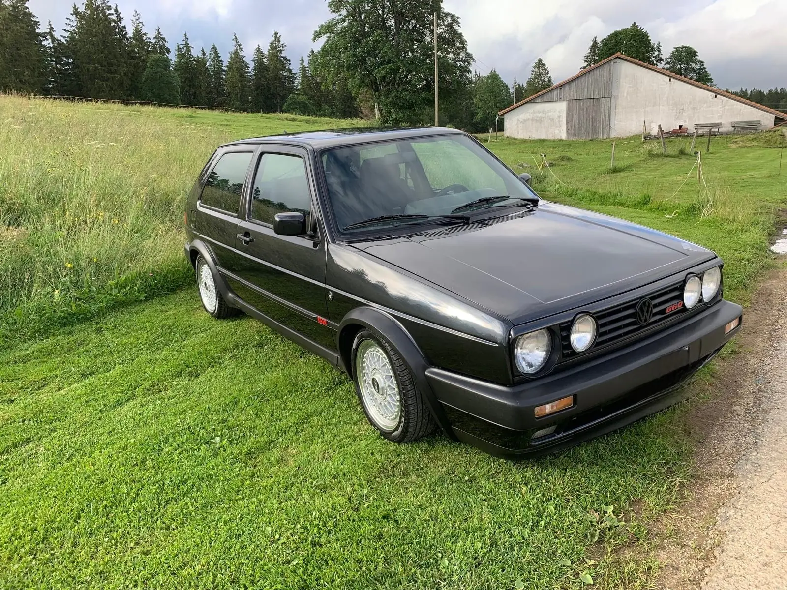 VW Golf G60 Edition One Wolfsburg 1991 — Coupé compact culte, 160 ch pétillants — vista esterna