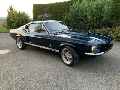 Ford Mustang Shelby GT 500 1967 — Légende américaine, moteur 364 ch — interni