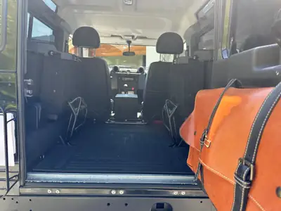 Land Rover Defender 90 TD4 — Légende incontournable du tout-terrain, seulement 17'000 km — dettaglio