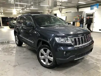 Jeep Grand Cherokee 3.0 CRD Overland — SUV premium diesel, 241 ch, sans sinistre — côté