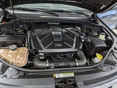 Jeep Grand Cherokee 3.0 CRD Overland — SUV premium diesel, 241 ch, sans sinistre — détail