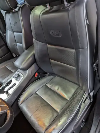 Jeep Grand Cherokee 3.0 CRD Overland — SUV premium diesel, 241 ch, sans sinistre — Miniature 14