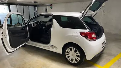 DS3 1.6 VTi SO Chic — Citadine française élégante, entretien impeccable, 113'000 km — cruscotto