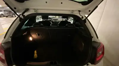 DS3 1.6 VTi SO Chic — Citadine française élégante, entretien impeccable, 113'000 km — Miniatura 8